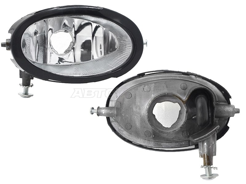 Фара противотуманная (Справа) Mazda 3 03-09 / Axela 03-09