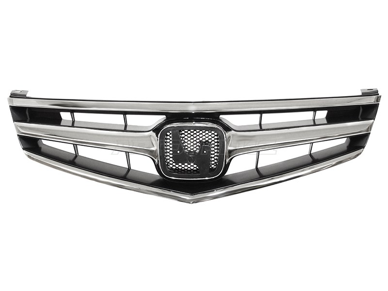 Решетка радиатора Honda Accord 05-08 (с хром молдингом)