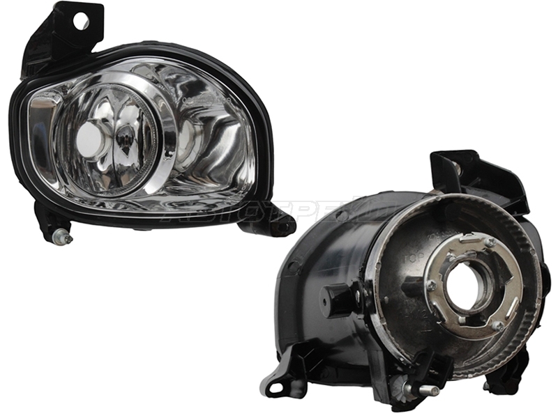 Фара противотуманная (Справа) Toyota Avensis (T250) 03-06 / Premio 04-07