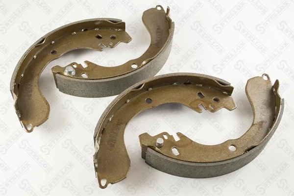 Колодки тормозные барабанные Nissan 05> · зад
