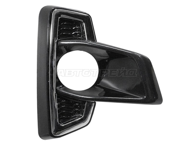 Оправа ПТФ Toyota Hilux Pick Up 17-20 (Справа)