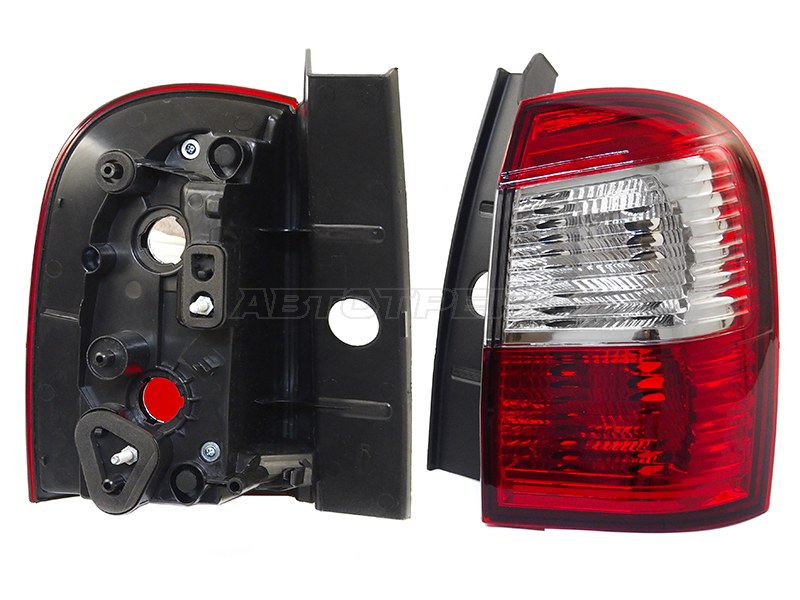 Фонарь задний Nissan Terrano 14-22 (Справа)