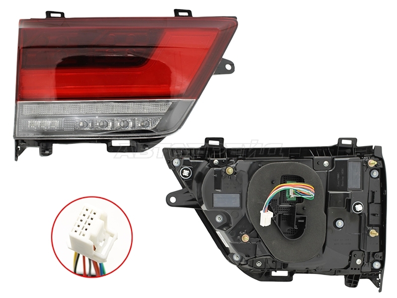 Фонарь в крышку багажника Toyota Land Cruiser (J300) 21- (Слева / LED / динамический)