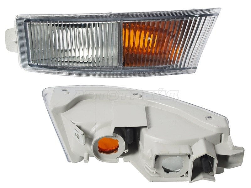 Поворот Toyota Mark II (X90) 92-94 (Справа / В бампер)