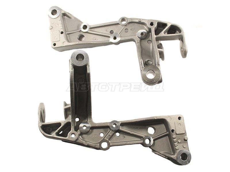 Рычаг подвески Audi A3 03-13 / Skoda Octavia 04-13 (Справа)