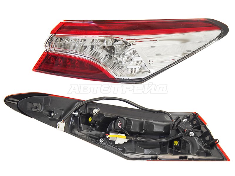 Фонарь задний Toyota Camry (XV70) 17-22 (Справа / LED)