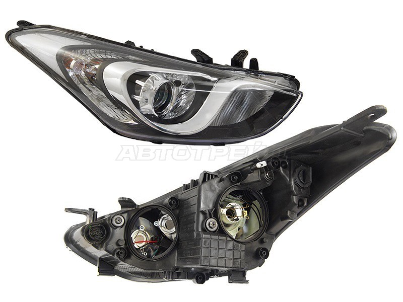 Фара Hyundai i30 11-17 (Справа / Галоген / Ручная регулировка)