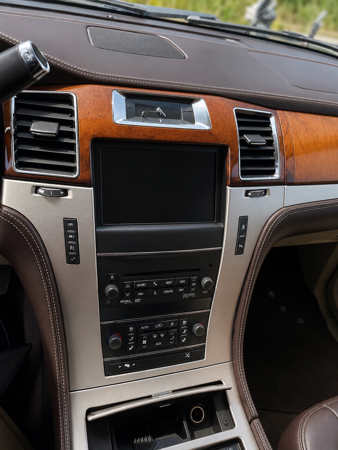 Блок мультимедиа и климата Cadillac Escalade