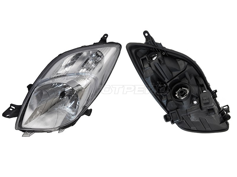 Фара Toyota Vitz 05-07 / Yaris 05-08 (Слева / С электрокорректором / 3 / 5D HBK)
