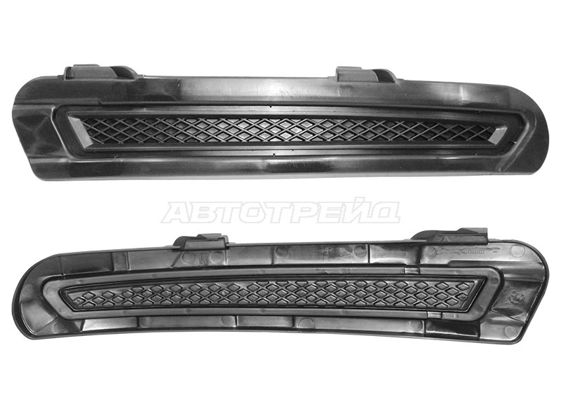 Заглушка бампера Ford Mondeo 10-15 (Спереди / Справа)