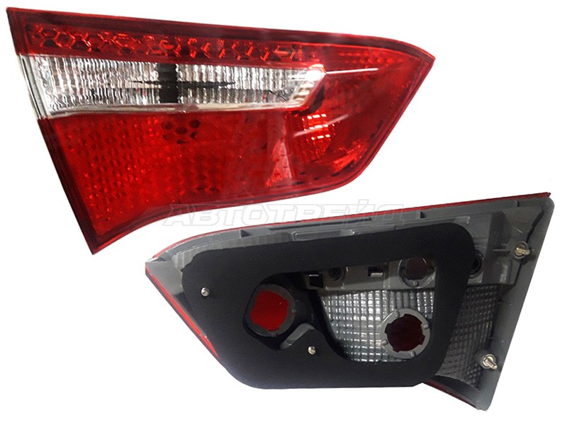 Фонарь в крышку багажника Kia Rio 11-15 (Слева / 4D SED)