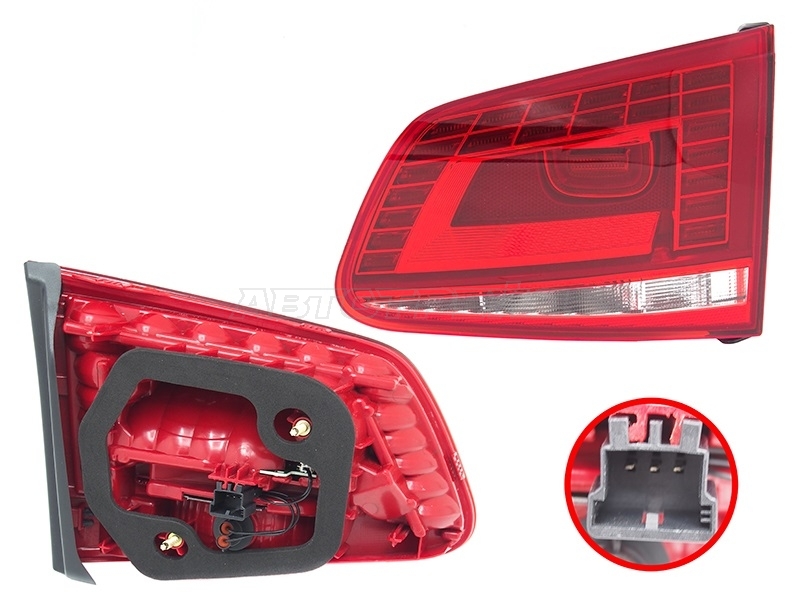 Фонарь в крышку багажника Volkswagen Touareg 14-18 (Справа / LED)
