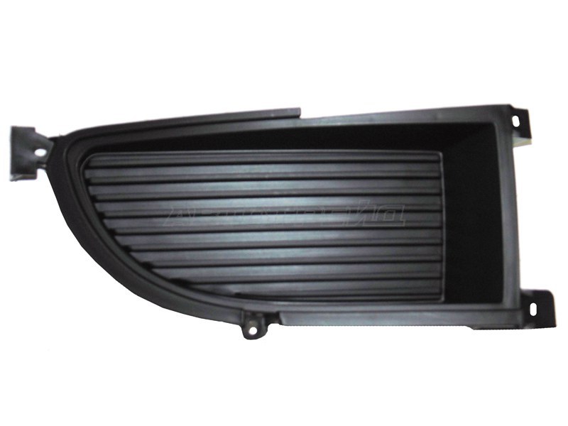 Заглушка бампера Mitsubishi Lancer 05-10 / Lancer Japan 05-10 (Спереди / Справа)