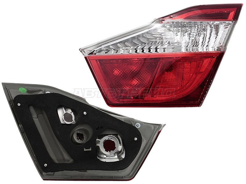 Фонарь в крышку багажника Toyota Camry (XV50) 11-14 (Справа)