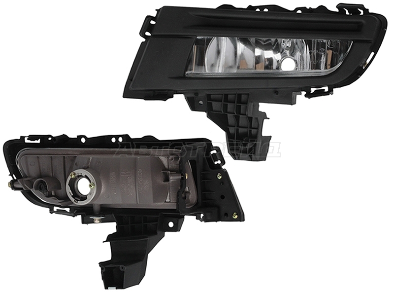 Фара противотуманная (Слева / 4D SED) Mazda 3 06-09 / Axela 06-09