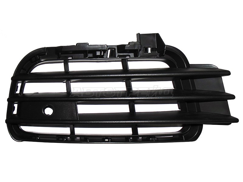 Решетка в бампер Volkswagen Touareg 10-14 (Справа / Под сонары(парктроники))