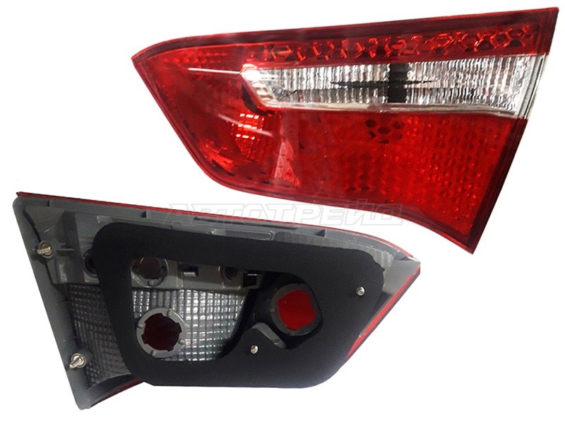 Фонарь в крышку багажника Kia Rio 11-15 (Справа / 4D SED)