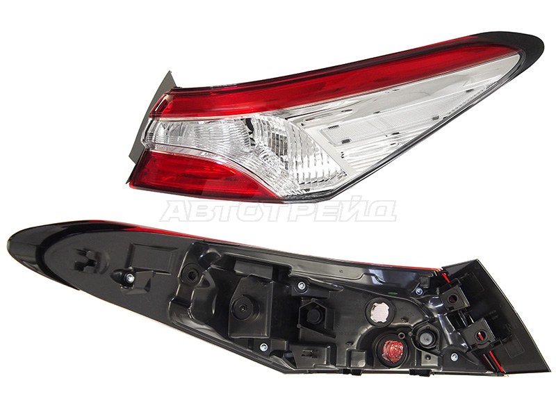 Фонарь задний Toyota Camry Europe / Russia (XV70) 17-21 (Справа)