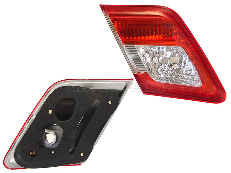 Фонарь в крышку багажника Toyota Camry (XV40) 06-11 / Camry UAE / USA 09-11 (Слева)