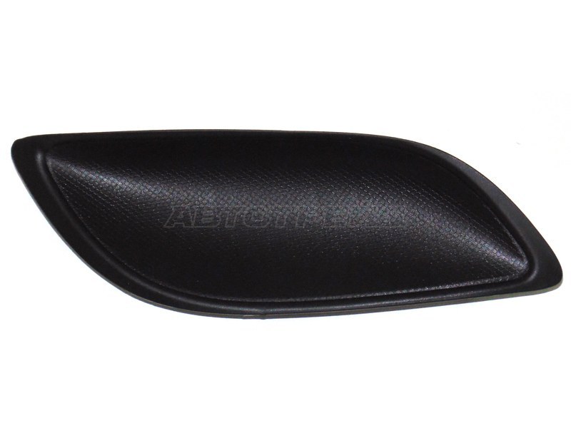 Заглушка бампера Toyota Vitz 07-10 / Yaris 08-13 (Спереди / Справа)