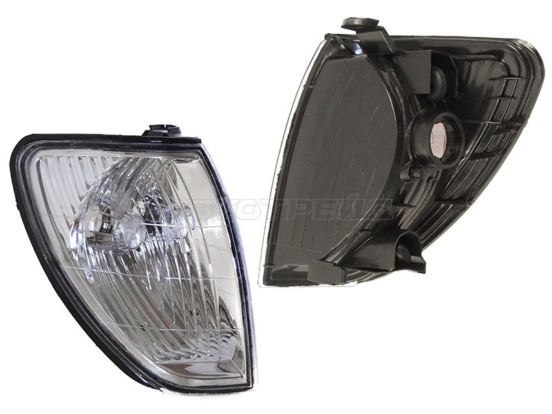 Габарит Toyota Land Cruiser (J100) 98-05 / Land Cruiser Cygnus 98-05 (Справа)